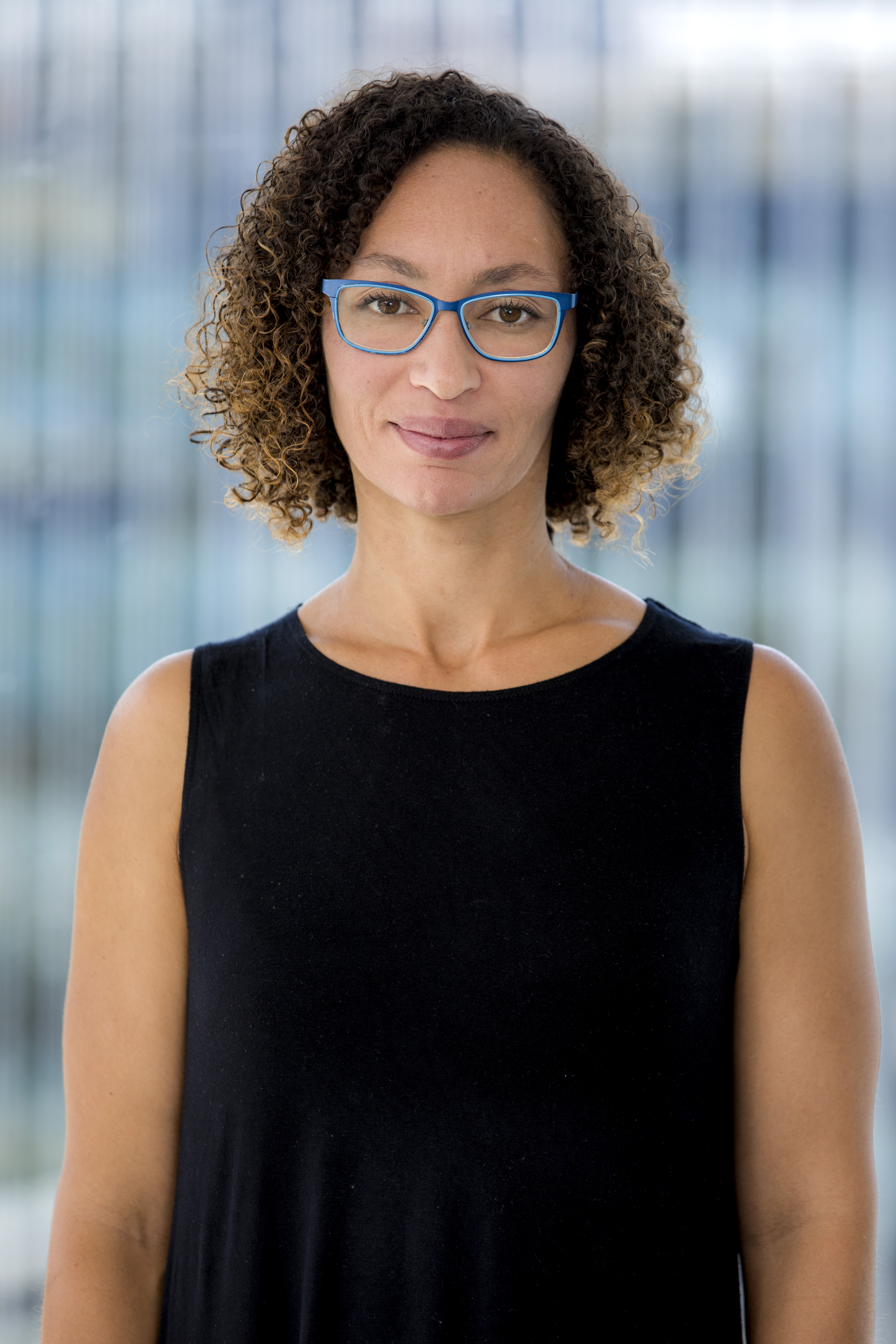Dr Brette Blakely