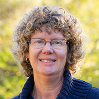 Professor Michelle Leishman
