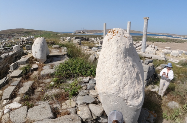 The Colossus of Naxos on Delos (lower and upper torso).