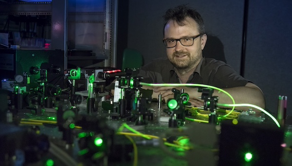 Professor Thomas Volz working in laboratory