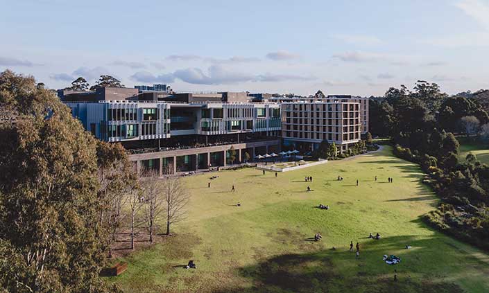 The grounds of Macquarie University's Wallumattagal Campus
