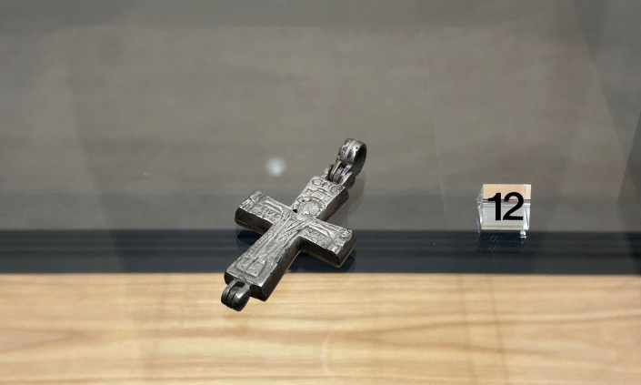Christian devotional pendant