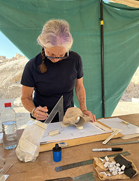 Mary drawing pottery