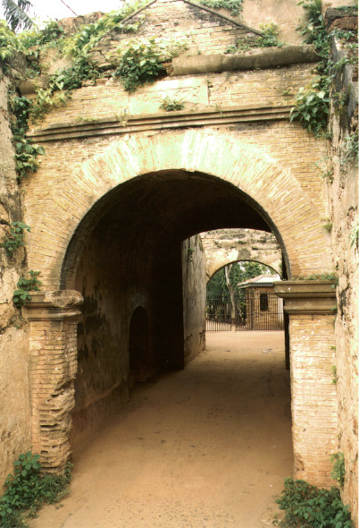 [Photo of Negombo Fort]