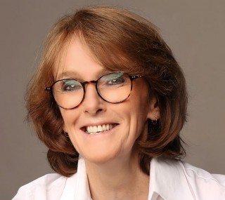 Dr Cathy Foley