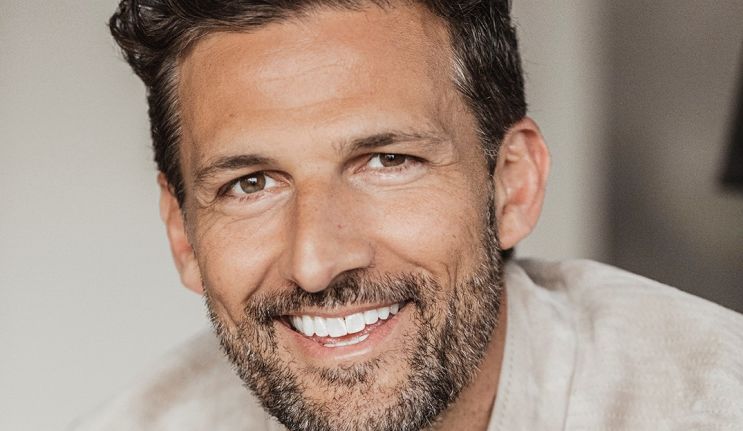  Tim Robards – A helping hand