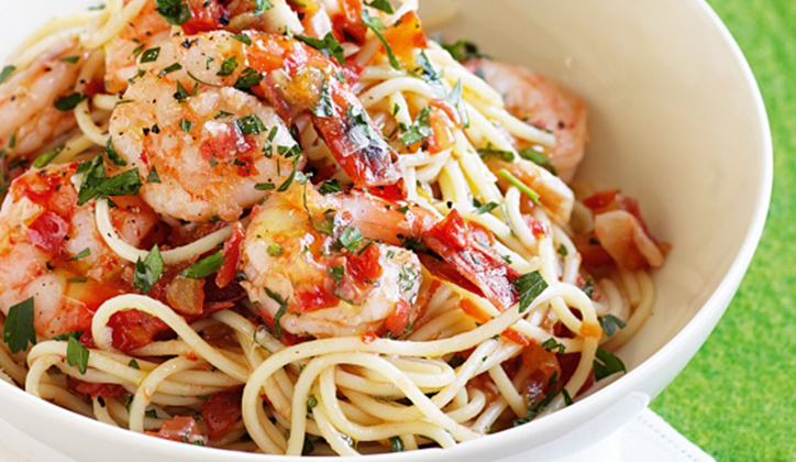  Prawn Linguini with shaved fennel, tomato, chilli and garlic.