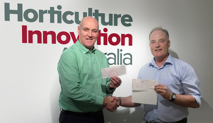  [L-R] Horticulture Innovation Australia General Manager, Research, Marketing and Investments, David Moore and Associate Professor Phil Taylor.